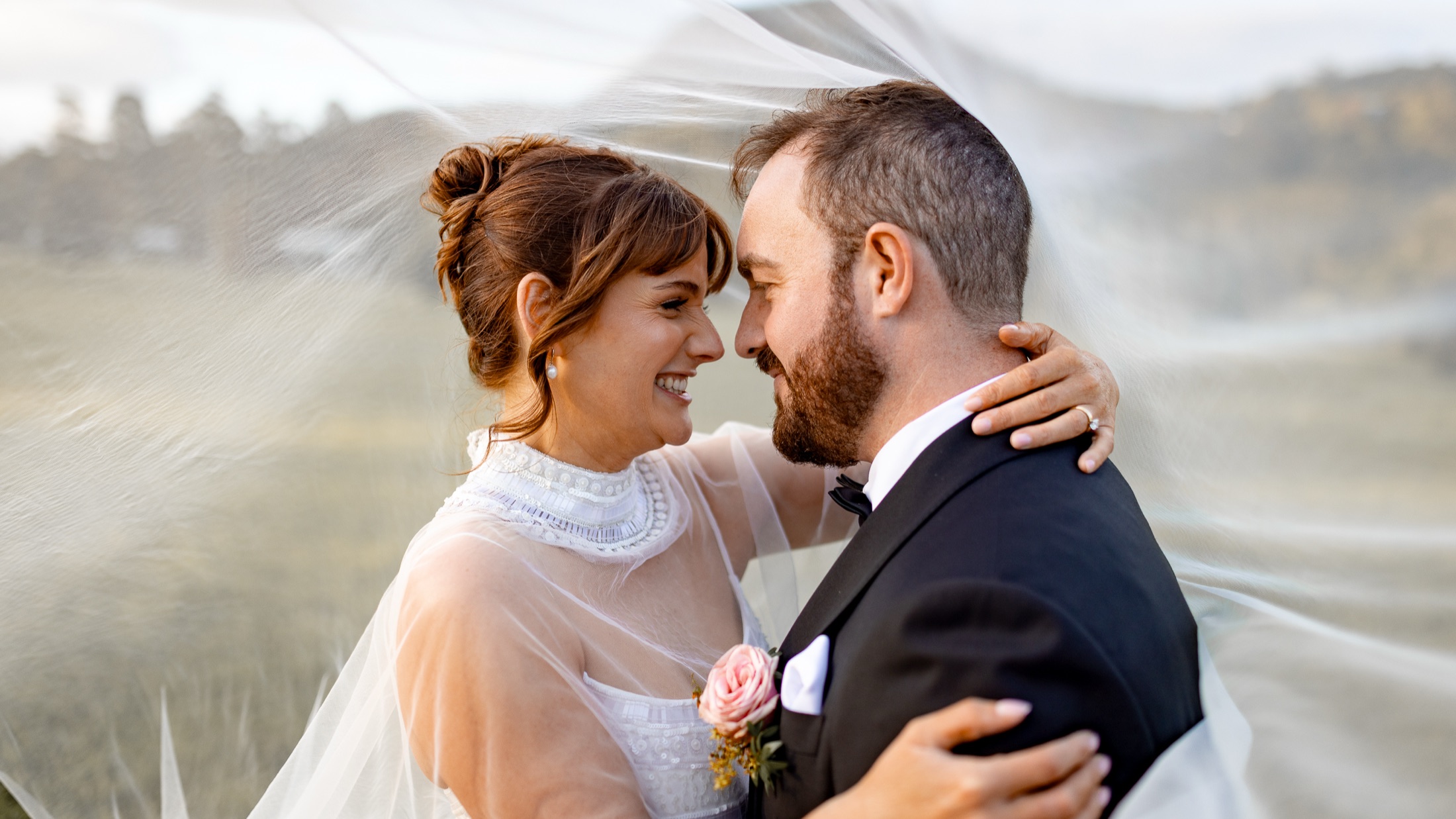 Wedding couple photographed by Jamie Hall